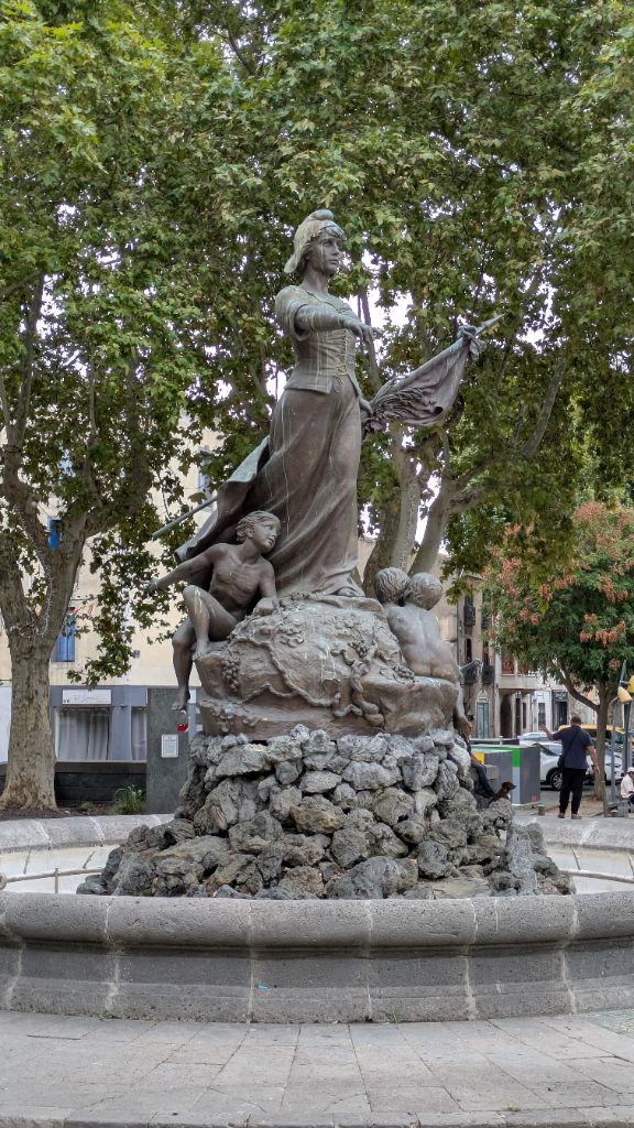 La gloire de la République, Agde